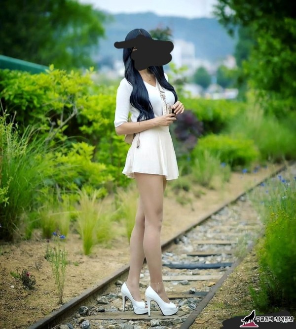 매력 어필 직빵인데 요즘 보기 힘든 여성 패션 img #4